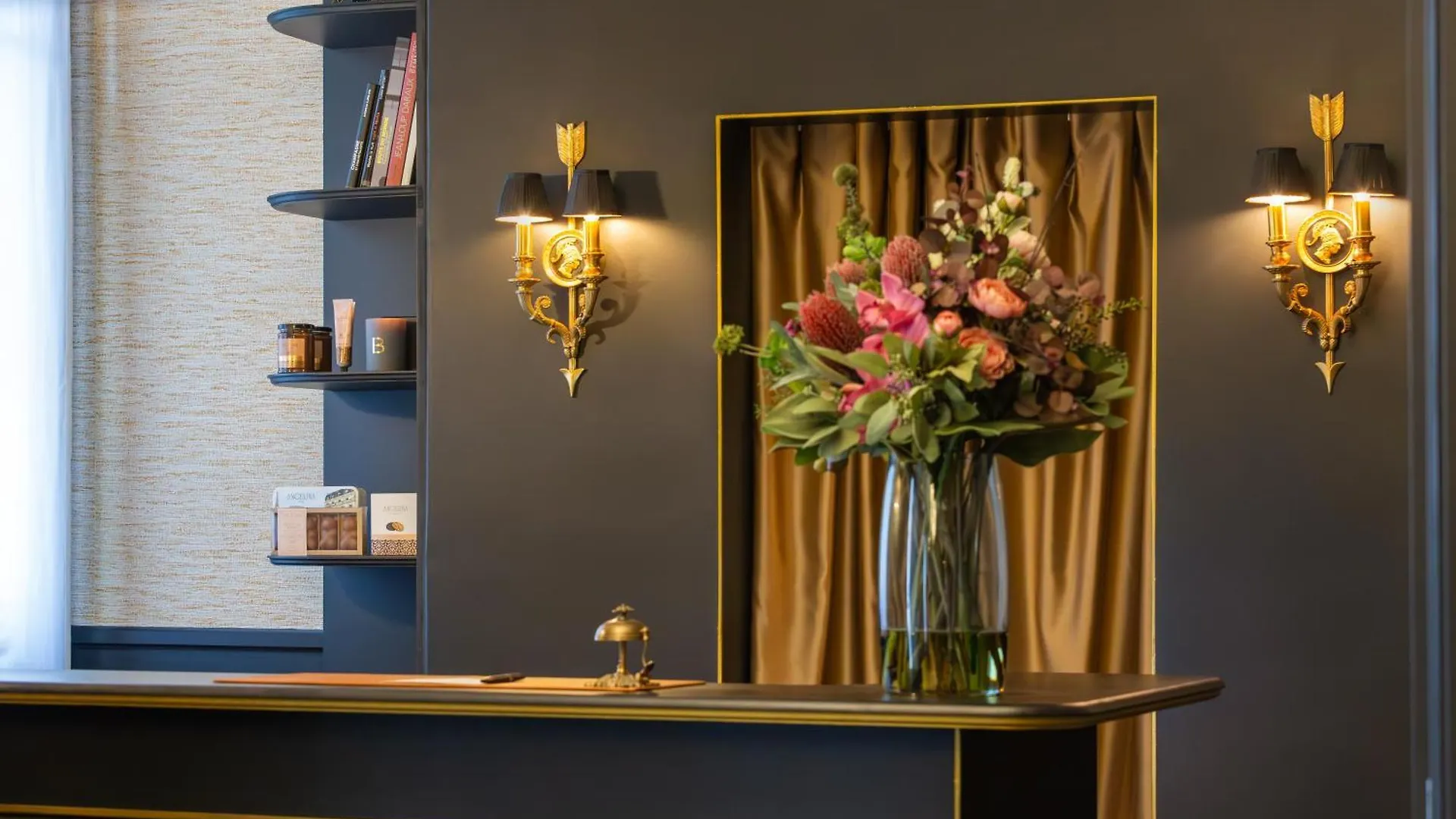 Hôtel Gabriel Paris 4*,